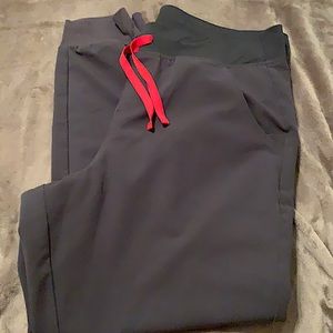 Figs charcoal grey Zamora Jogger large EUC